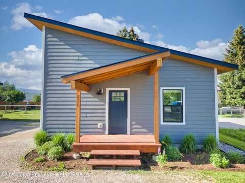 436 E LITTLE Avenue, Driggs, ID 83422