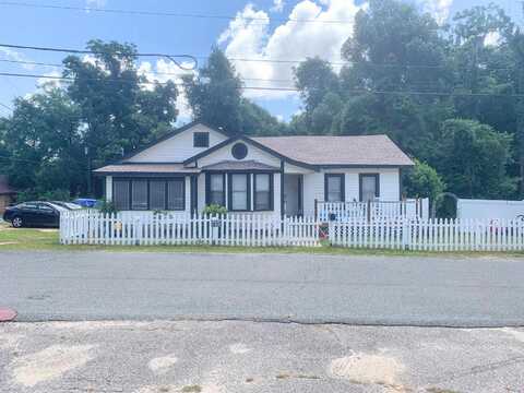 303 S 10Th Street, Quincy, FL 32351