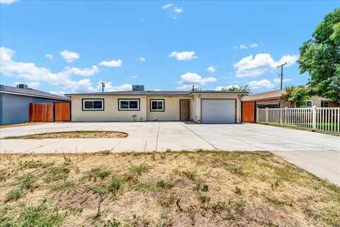11445 Jones Street, Hanford, CA 93230
