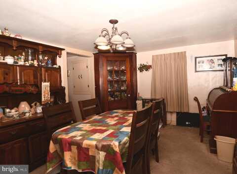 272 E BROADWAY, SALEM, NJ 08079