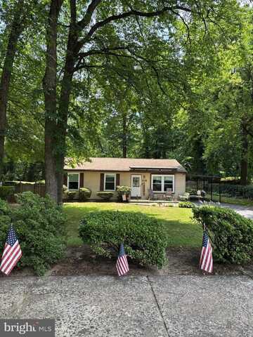 218 E GERMANTOWN AVE, MAPLE SHADE, NJ 08052