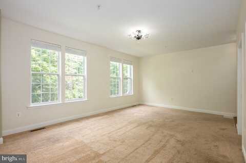 2550 KENSINGTON GDNS, ELLICOTT CITY, MD 21043