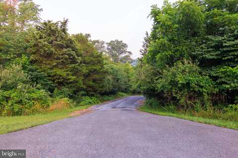 30 WAVERLY DRIVE, STRASBURG, VA 22657
