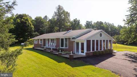436 CASTLETON VIEW ROAD, CASTLETON, VA 22716
