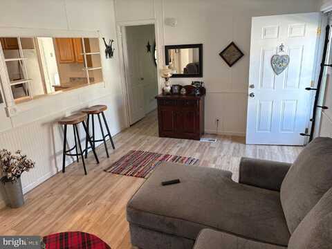 211 FOREST GREEN ROAD, ABERDEEN, MD 21001
