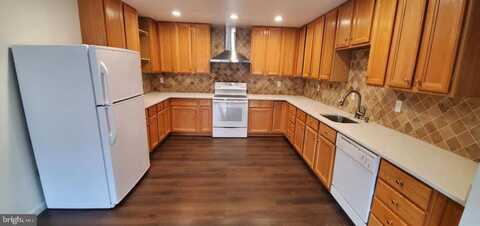 7921 WINDSOR KNOLL, GAITHERSBURG, MD 20882