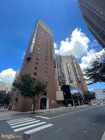 900 N STAFFORD STREET, ARLINGTON, VA 22203
