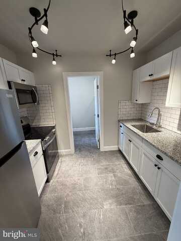 63 KING STREET, POTTSTOWN, PA 19464