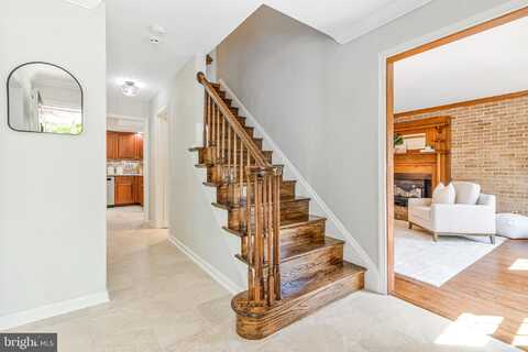 1519 N CHAMBLISS STREET, ALEXANDRIA, VA 22312