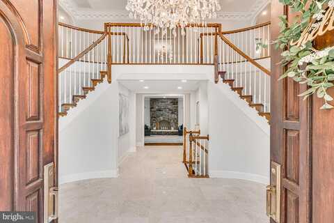 9118 BELLS MILL ROAD, POTOMAC, MD 20854