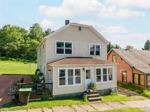 60 Allen, Iron River, MI 49935