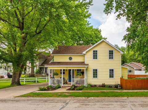 504 Bishop Avenue, LaPorte City, IA 50651