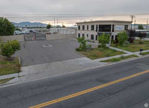 5568 S 300 W, Murray, UT 84107