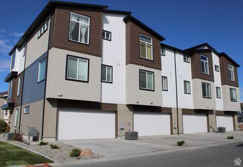 136 E ABBEVILLE, Sandy, UT 84070