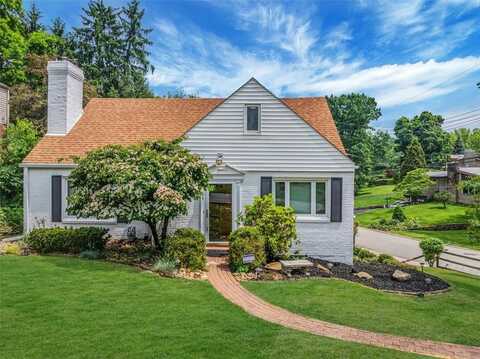 14 Elmhurst Rd, Greentree, PA 15220