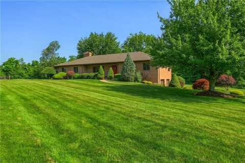 1301 Oakridge Road, Fayette, PA 15057