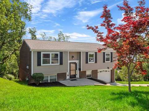 773 Somerville Dr, St Clair, PA 15243