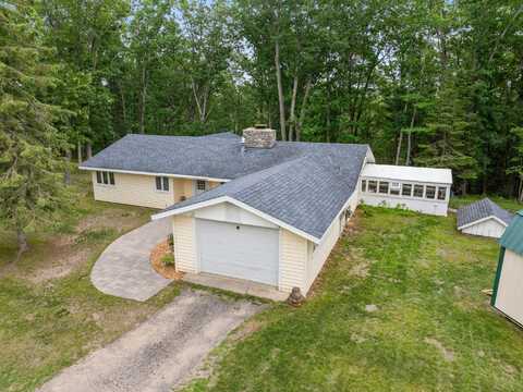 6429 S Straits Highway, Indian River, MI 49749