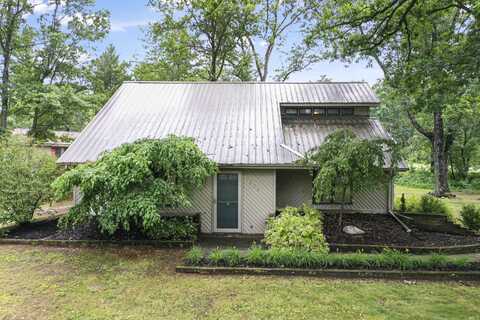 1655 Arrowhead Trail, West Branch, MI 48661