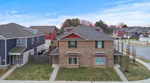 4066 & 4068 W Sardinia WY, Fayetteville, AR 72704