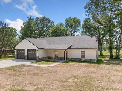 1348 Columbine COVE, Harrison, AR 72601
