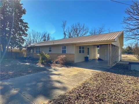102 Pecan ST, Marshall, AR 72650