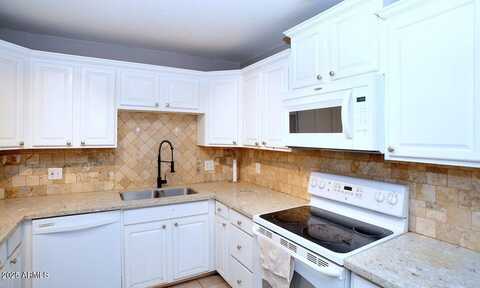338 W ESSEX Road, Kearny, AZ 85137