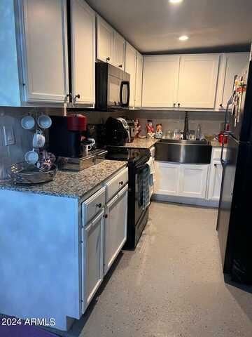 9360 S HAHN Street, Casa Grande, AZ 85193