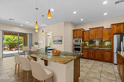 4528 E DONATO Drive, Gilbert, AZ 85298