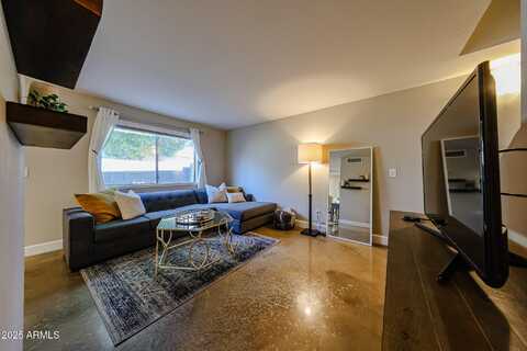8531 E BELLEVIEW Street, Scottsdale, AZ 85257