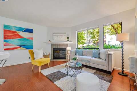 39199 Guardino Drive, Fremont, CA 94538