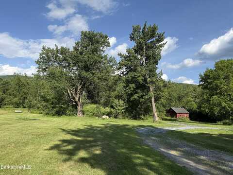 462 Henderson Rd, Williamstown, MA 01267