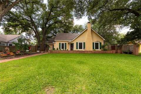 1004 South Magnolia Street, Hearne, TX 77859