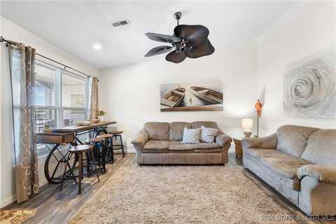 40 Lighthouse Road, Lake Ozark, MO 65049