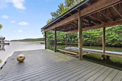 490 Rockview Drive, Spring City, TN 37381