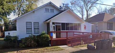 206 E OAK STREET, TUSKEGEE, AL 36083