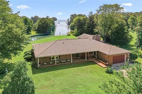 77 Kent Cove Road, Kilmarnock, VA 22482