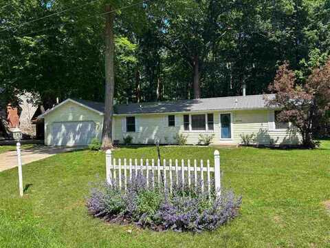 8740 CARSON, CHARLEVOIX, MI 49720