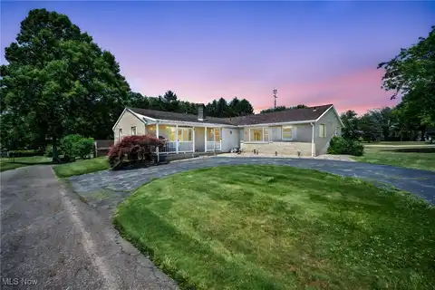 2315 MANCHESTER AVENUE SW, MASSILLON, OH 44647
