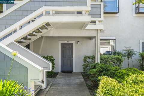 2584 Oak Rd, Walnut Creek, CA 94597
