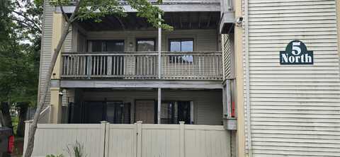800 Bearse's Way Way, Hyannis, MA 02601
