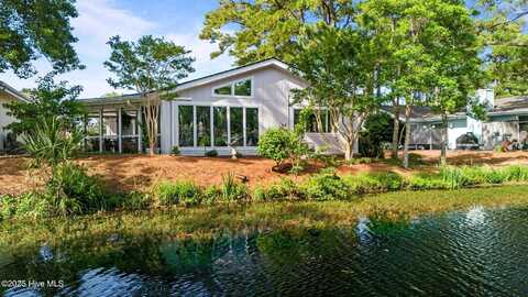 111 Mcginnis Drive, Pine Knoll Shores, NC 28512