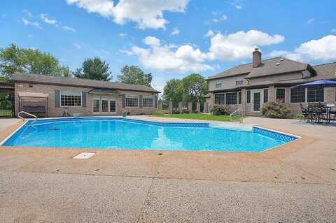 14270 Walnut Creek Pike, Ashville, OH 43103