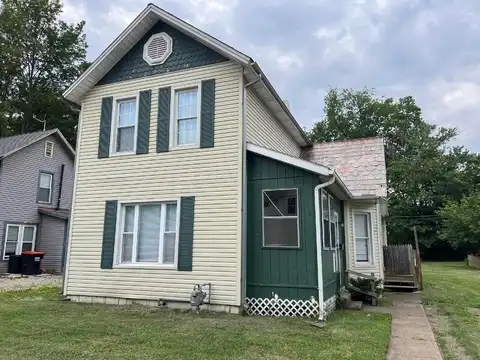 68 Moull Street, Newark, OH 43055