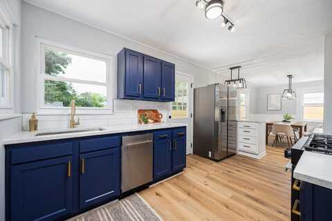800 S Hampton Road, Columbus, OH 43227