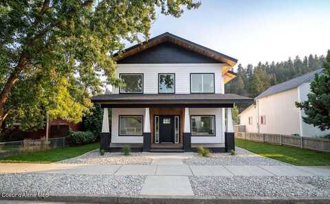 816 & 818 E Young Ave, Coeur D Alene, ID 83814