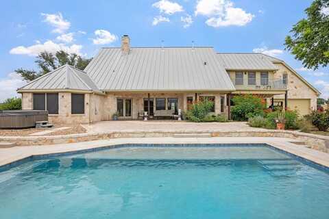 647 -- Funf Kinder Rd, Fredericksburg, TX 78624
