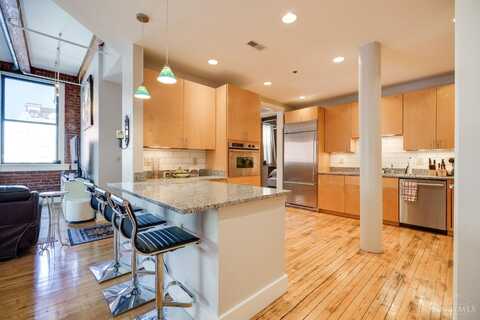 26 Sixth Street, Cincinnati, OH 45202