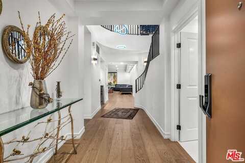 2111 S Beverly Glen Blvd, Los Angeles, CA 90025