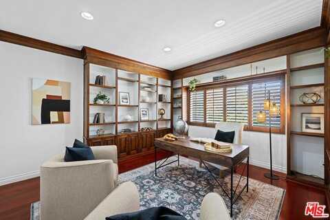 11928 Kiowa Ave, Los Angeles, CA 90049